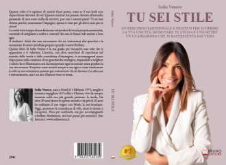 Tu Sei Stile: Bestseller il libro di Sofia Venere sull’importanza di personalizzare il proprio look con dettagli unici che raccontano chi sei davvero